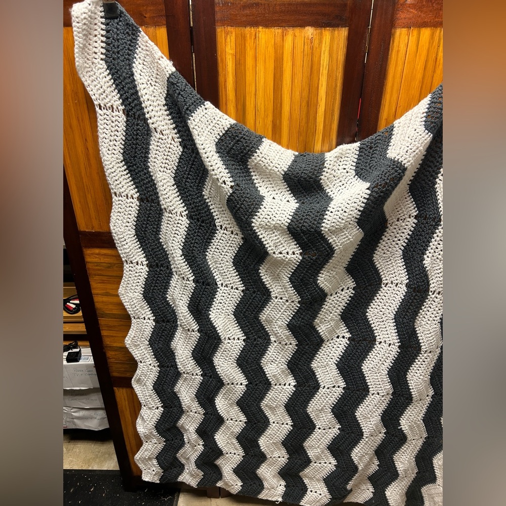 Crocheted Afghan Throw Blanket Charcoal Grayish & White Chevron Pattern Handmade